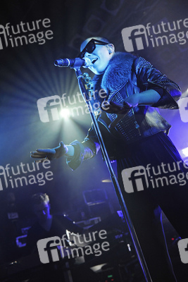 Alina Süggeler (Frida Gold)