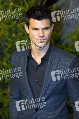 Taylor Lautner