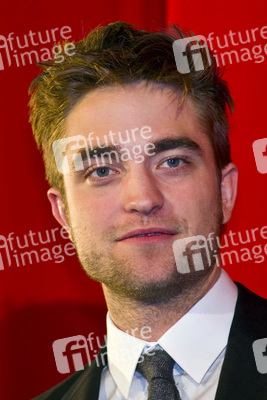 Robert Pattinson