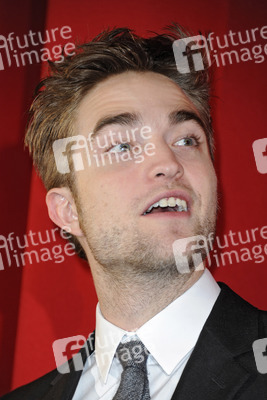 Robert Pattinson