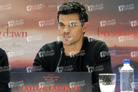 Taylor Lautner