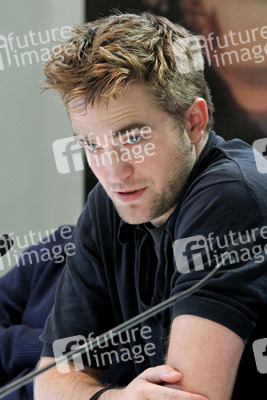 Robert Pattinson