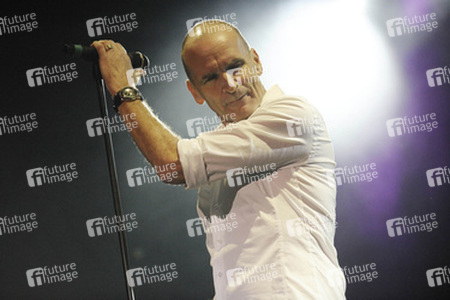 Michael Sadler (Saga)