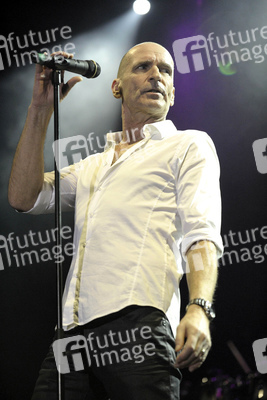 Michael Sadler (Saga)