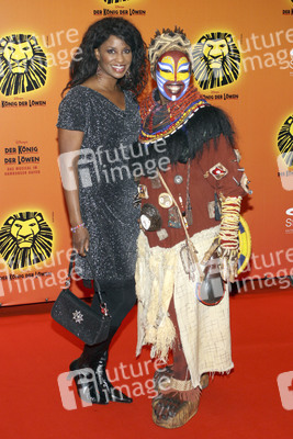 Liz Baffoe, Fuhti Mhlongo