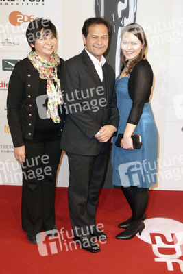 Leonard Retel Helmrich mit Schwester und Nichte