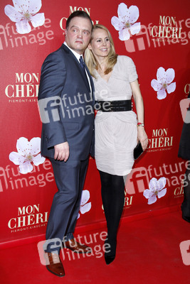 Alexander zu Schaumburg-Lippe mit Ehefrau Nadja Anna Zsoeks