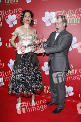 Lola Paltinger mit Begleitung