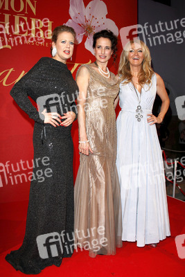 Barbara Schöneberger, Andie MacDowell, Frauke Ludowig