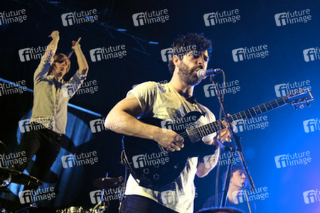 Jack Bevan, Yannis Philippakis (Foals)