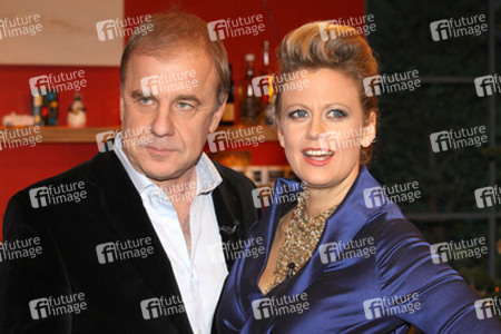 Hubertus Meyer-Burckhardt, Barbara Schöneberger