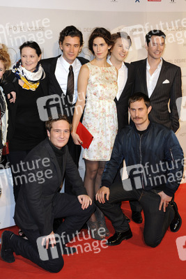 Julia Moya, Sergej Moya, Saralisa Volm, Christopher Zwickler, Sascha Schwingel, Frederick Lau, Clemens Schick