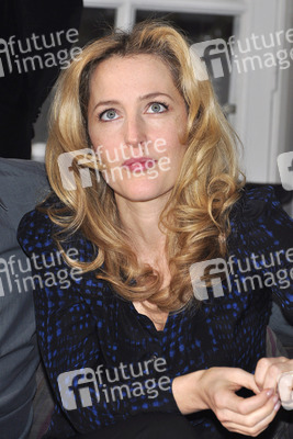 Gillian Anderson