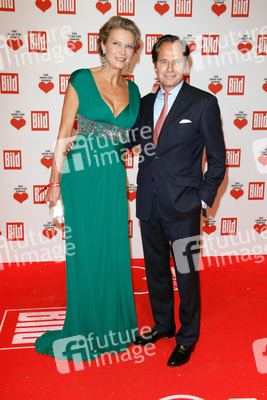 Stephanie von Pfuel, Hendrik teNeues