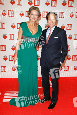 Stephanie von Pfuel, Hendrik teNeues