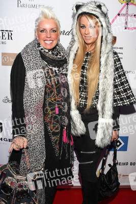 Claudia Gülzow, Yulie Kendra Gülzow