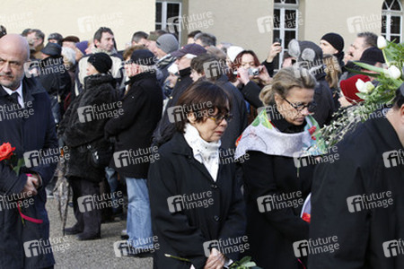 Simone Rethel, Wiesje Herold