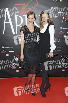 Simone Hanselmann, Lena Dörrie