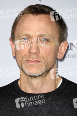 Daniel Craig