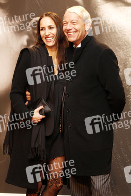 Jo Groebel mit Begleitung Friederike