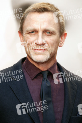 Daniel Craig