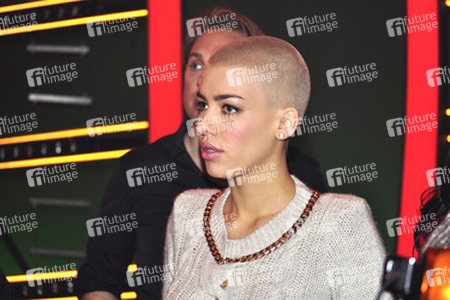 Alina Süggeler (Frida Gold)