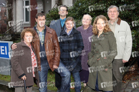 Sven Martinek, Ingo Naujoks, Marie-Luise Schramm, Ulrike Bliefert, Sven Martinek, Petra Kelling, Tessa Mittelstaedt, Veit Stübner