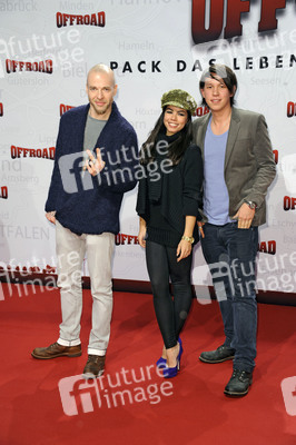 Fernanda Brandao (Laava, Hot Banditoz) mit Culcha Candela Bandmitgliedern