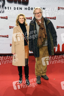 Leslie Malton, Felix von Manteuffel