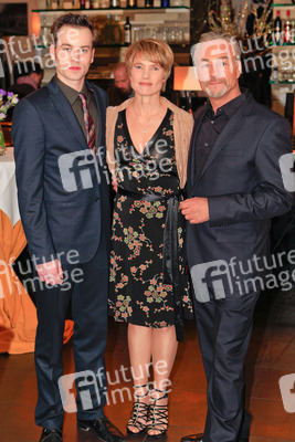 Florian Bartholomäi, Karoline Eichhorn, Klaus J. Behrendt