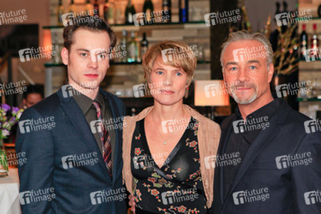 Florian Bartholomäi, Karoline Eichhorn, Klaus J. Behrendt