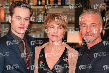 Florian Bartholomäi, Karoline Eichhorn, Klaus J. Behrendt