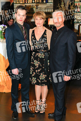 Florian Bartholomäi, Karoline Eichhorn, Klaus J. Behrendt