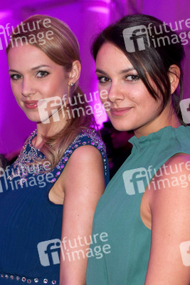 Svenja Holtmann, Janina Uhse