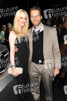 Mirja Du Mont mit Begleitung