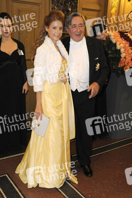 Richard Lugner mit Anastasia Sokol