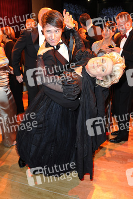 Gitte Haenning mit Begleitung