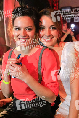 Diane Willems, Renée Weibel