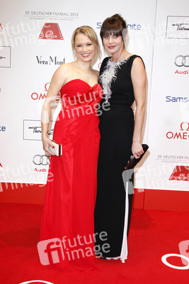 Nova Meierhenrich, Felicitas Woll