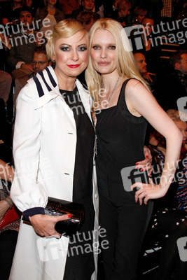 Mirja du Mont, Jenny Elvers-Elbertzhagen