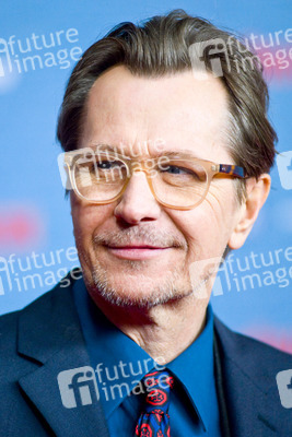 Gary Oldman