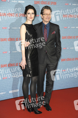 Alexandra Edenborough, Gary Oldman