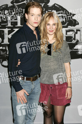 Freddie Fox, Juno Temple
