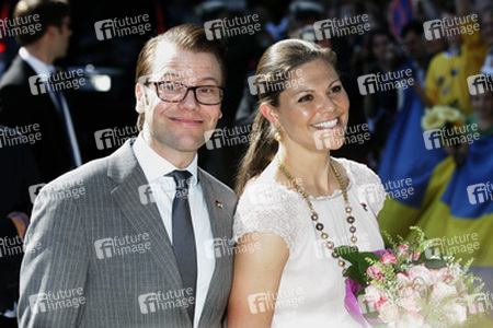 Daniel von Schweden, Victoria von Schweden