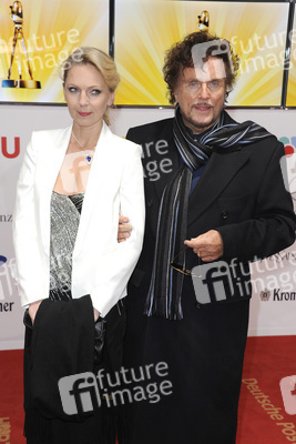 Dieter Wedel mit Begleitung