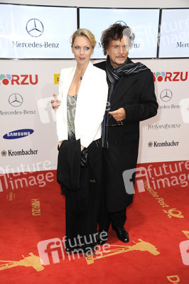 Dieter Wedel mit Begleitung