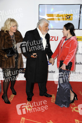 Mario Adorf mit Ehefrau Monique, Hannelore Elsner