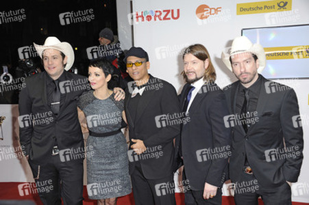 Sascha 'Hoss Power' Vollmer, Nena, Xavier Naidoo, Rea Garvey, Alec 'Boss Burns' Völkel