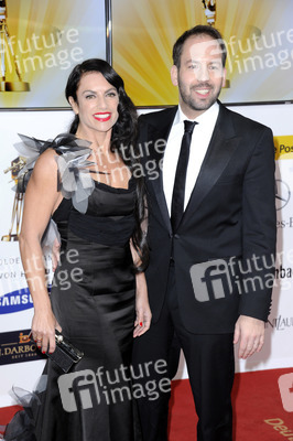 Christine Neubauer mit Begleitung