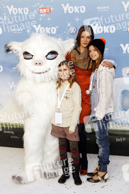 Lilly Reulein, Jessica Schwarz, Jamie Bick